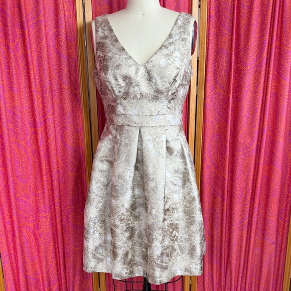 Jessica Simpson Dresses & Skirts - Jessica Simpson Metallic Mini Dress